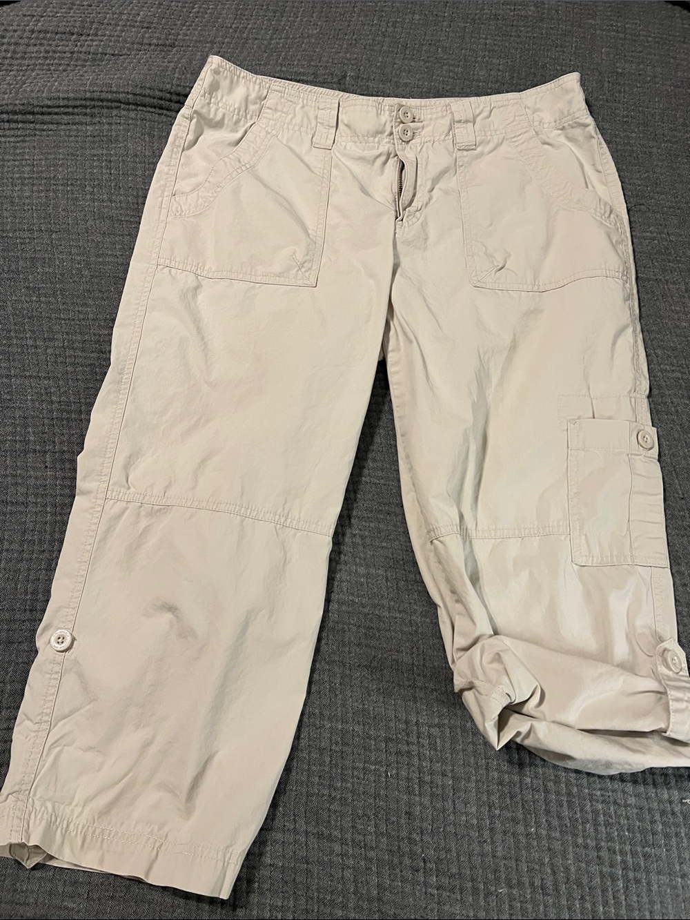 Bass beige Women's Cargo Capris
